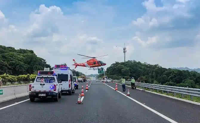 杨陵区高速公路汽车救援案例